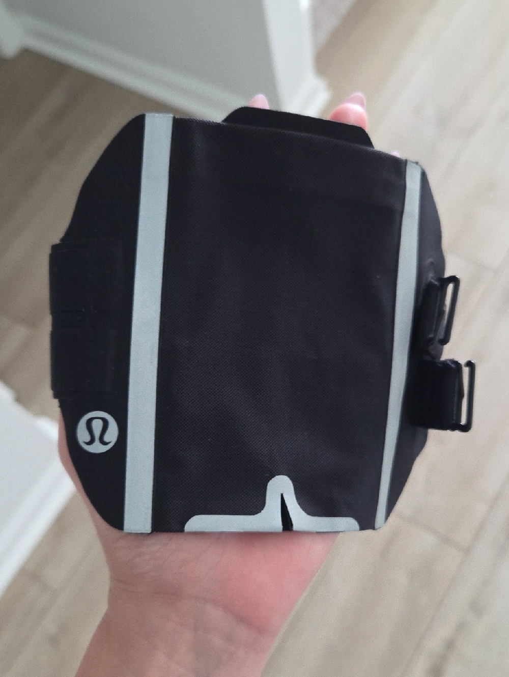 Lululemon Black Reflective Running Armband